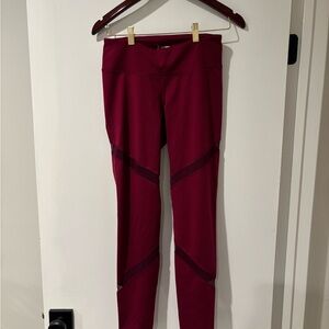 Old Navy Active Maroon Leggings